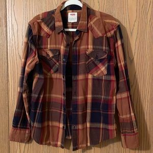 Men’s Levi’s flannel shirt size Large